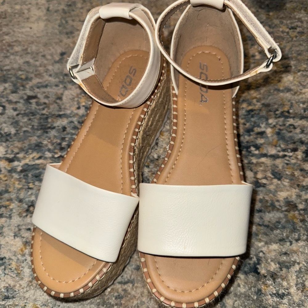Soda Women's Cream Espadrille Sandals